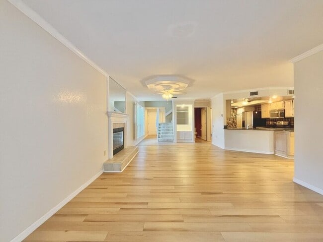 Building Photo - 14530 Alejo Ct