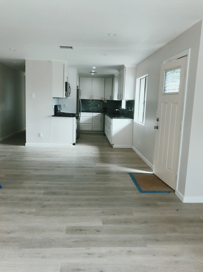 Building Photo - 1319 23rd St