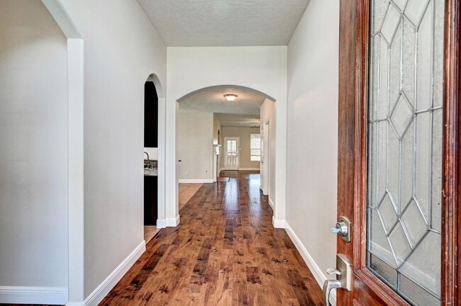 Building Photo - 2507 Winged Dove Dr