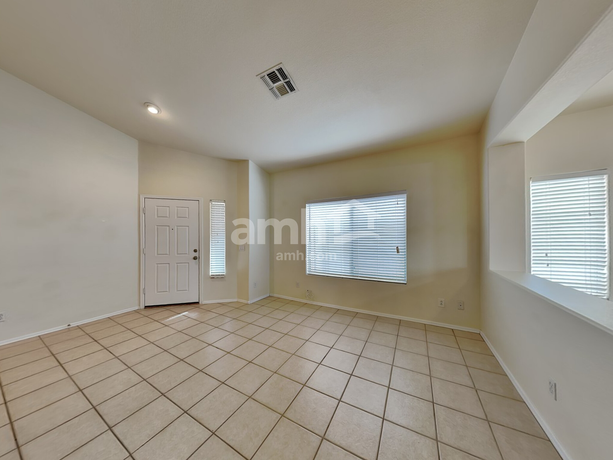 Building Photo - 40738 N Robinson Dr