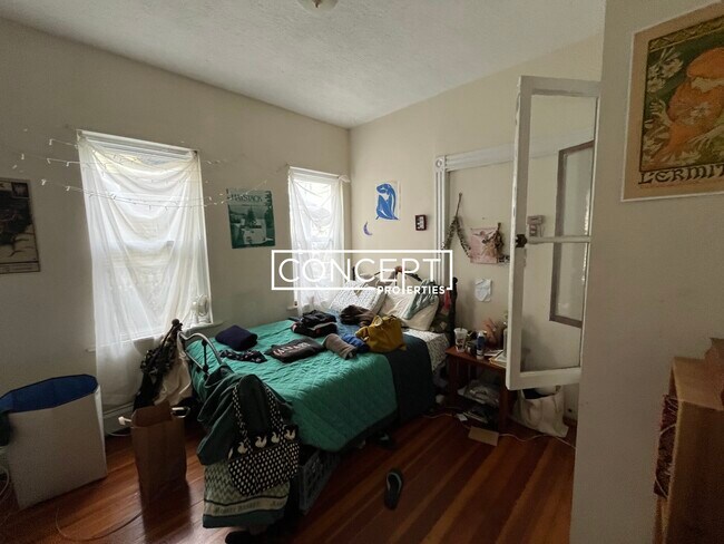 Building Photo - 34 Darling St