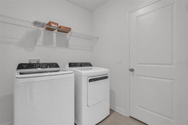 Building Photo - 1552 Loxley Trl