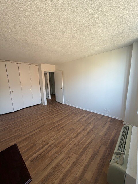 Building Photo - 5100 N Marine Dr