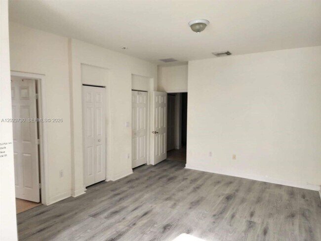 Building Photo - 7510 NW 107th Pl