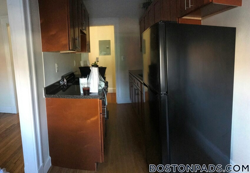 Building Photo - 1171 Boylston St