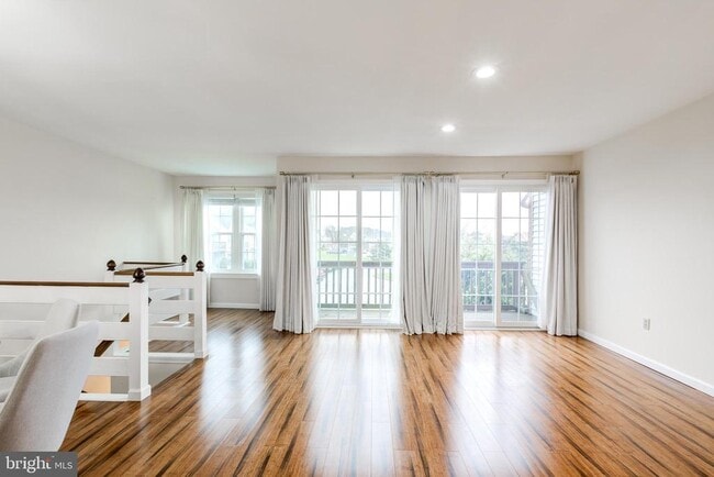 Building Photo - 421 Wendover Dr