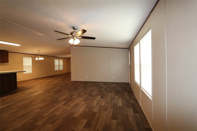 Building Photo - 16501 E Emerson Cir