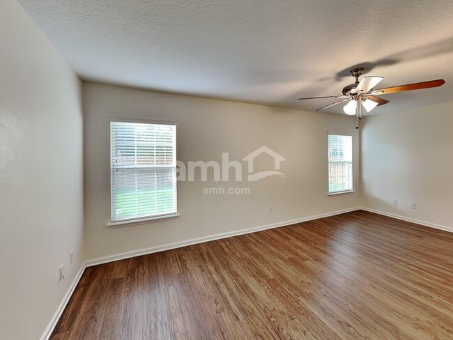 Building Photo - 1208 Nochaway Dr
