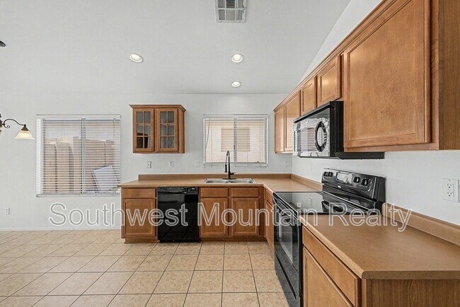 Building Photo - 1237 W Fruit Tree Ln