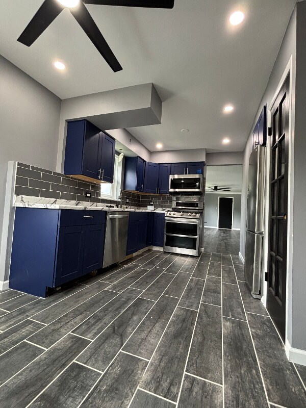 Building Photo - 10624 Mayfield Ave