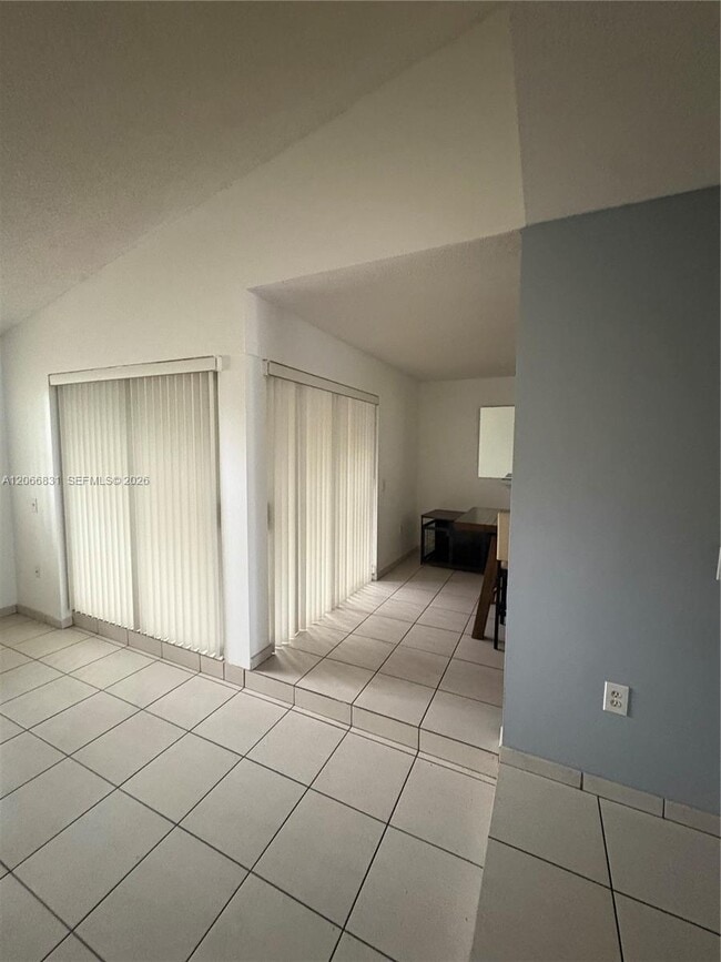 Building Photo - 17919 NW 66th Ct