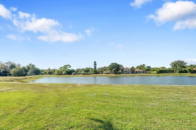 Building Photo - 8631 Steeplechase Dr