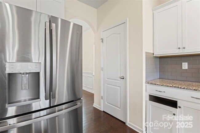 Building Photo - 202 Wrangell Dr