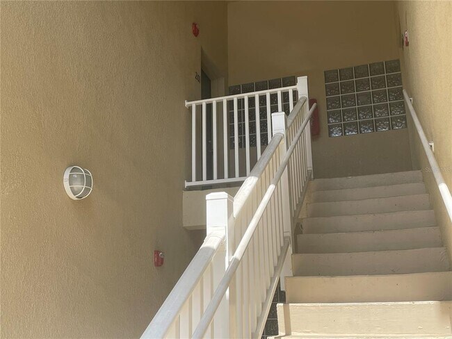 Building Photo - 6007 Skydale Way