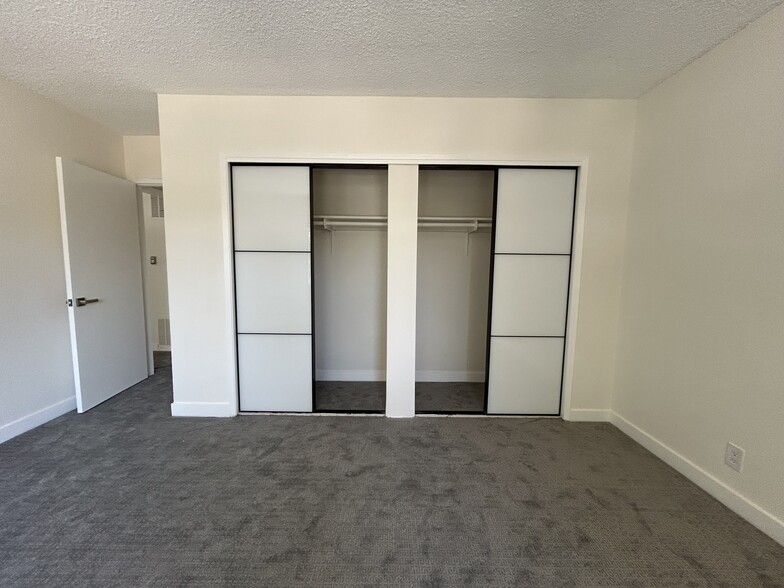Bedroom No 2 closets - 325 S Doheny Dr