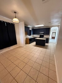 Building Photo - 536 Foxford Run Dr