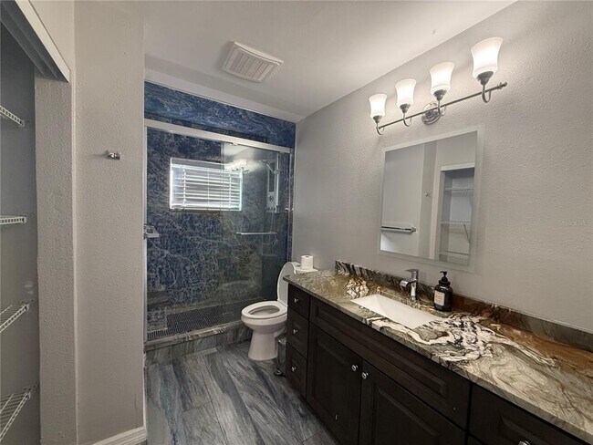 Building Photo - 4410 Waltham Ave