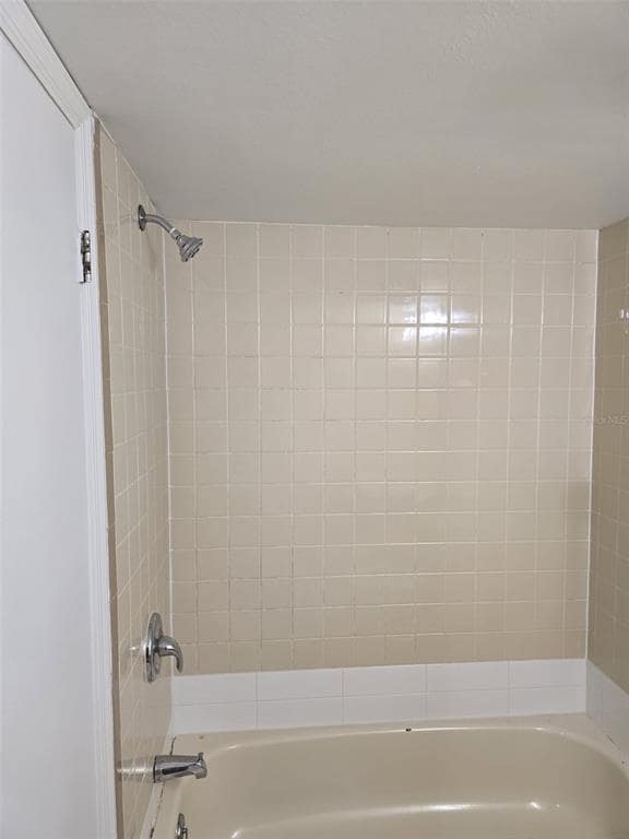 Building Photo - 2100 S Washington Ave