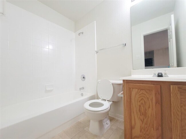 Building Photo - 6708 Kilt Ct