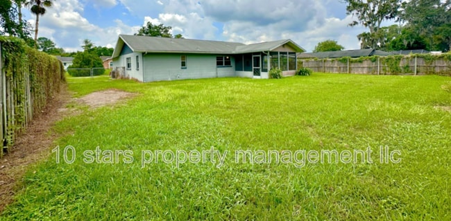 Building Photo - 31211 Stoney Brook Dr