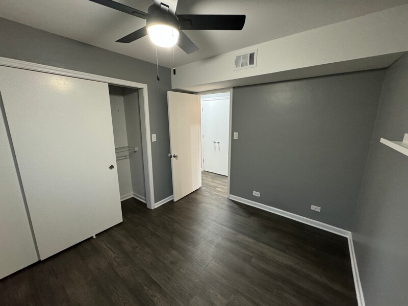 Building Photo - 4911 N Harlem Ave