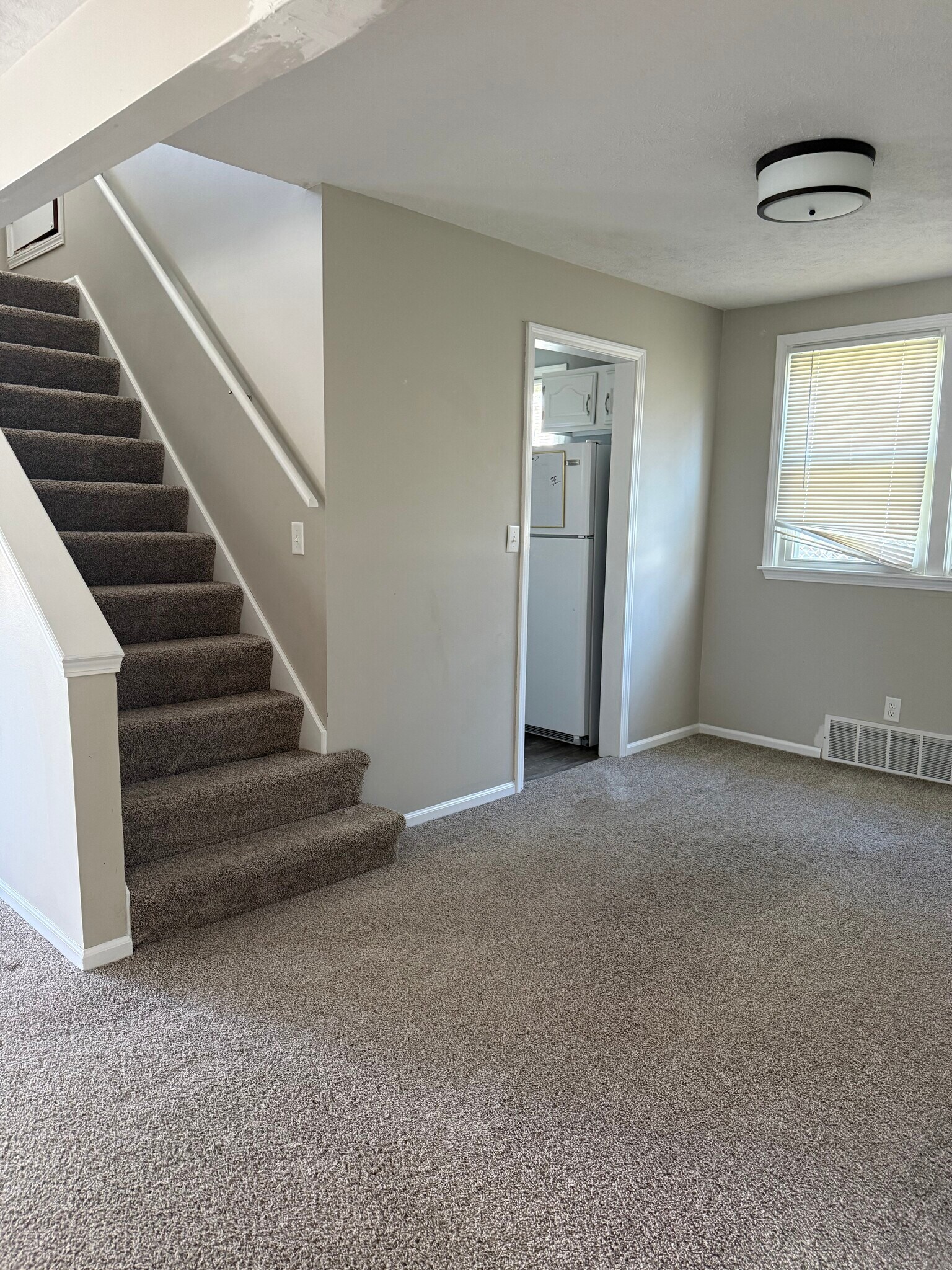 Building Photo - 3345 N 48th Ave