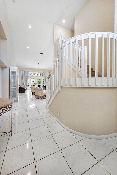 Building Photo - 9359 Aqua Vista Blvd