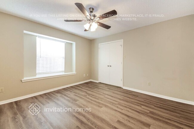 Building Photo - 2018 Falcon Ridge Dr