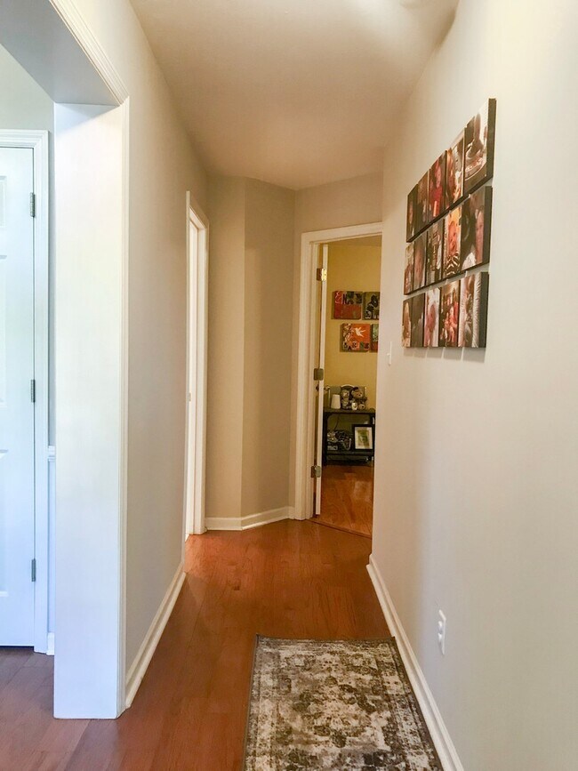 Building Photo - 1067 Blackfoot Dr