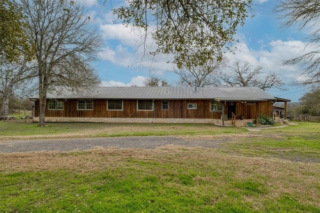 Building Photo - 317 Walnut Creek Rd