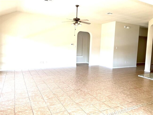 Building Photo - 1001 Emory Fields Cove