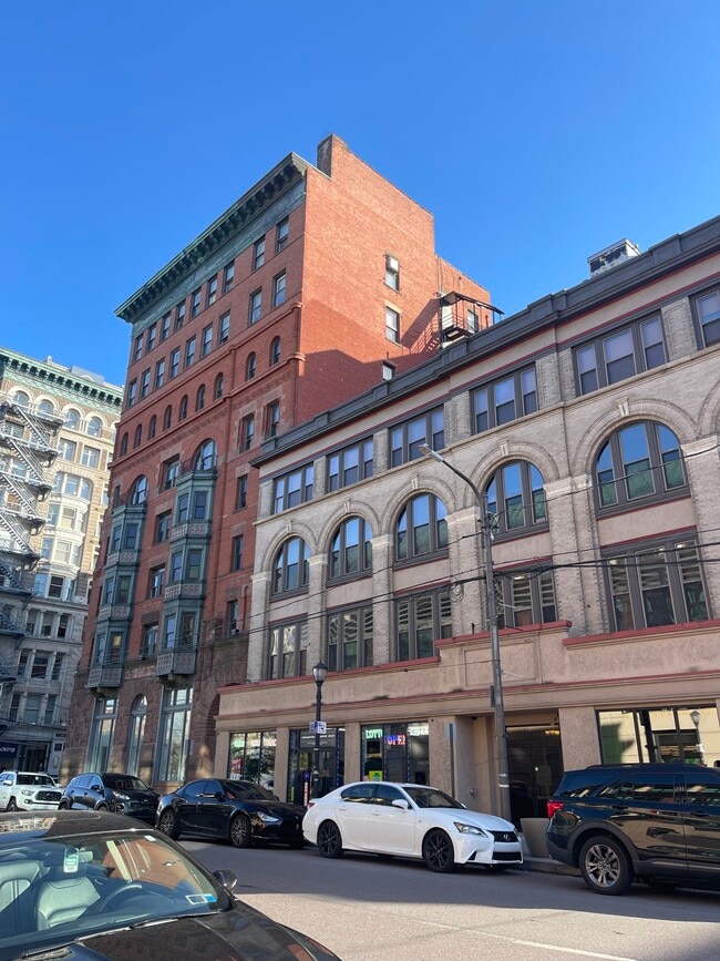 Main - 430-434 Spruce St