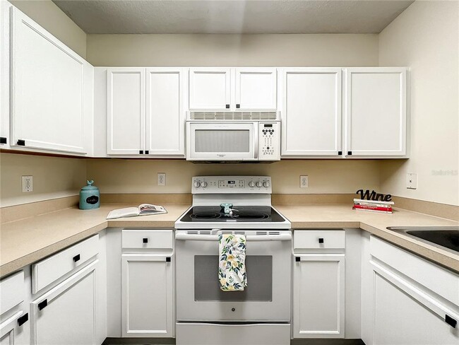 Building Photo - 6021 Osprey Lake Cir