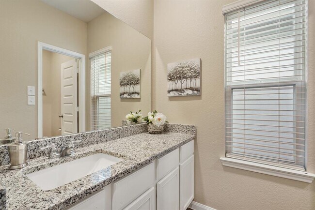 Building Photo - 24603 Porta Borsari Dr