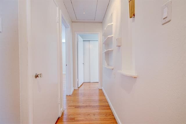 Building Photo - 6307 Kenwood Ave