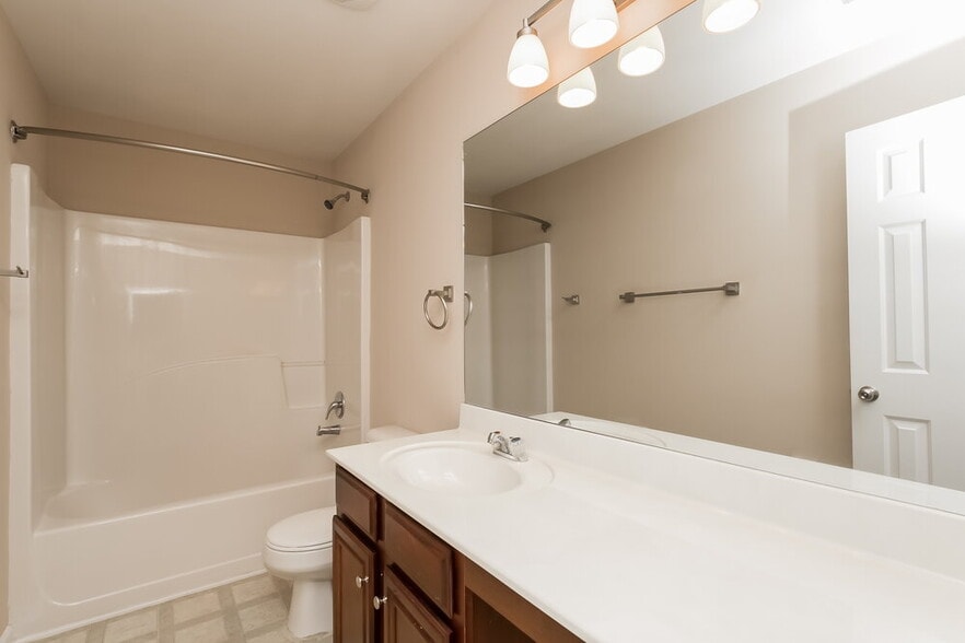 Building Photo - 4455 Ambassador Way