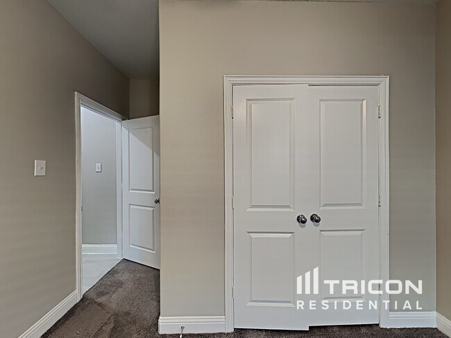 Building Photo - 4240 Calla Dr