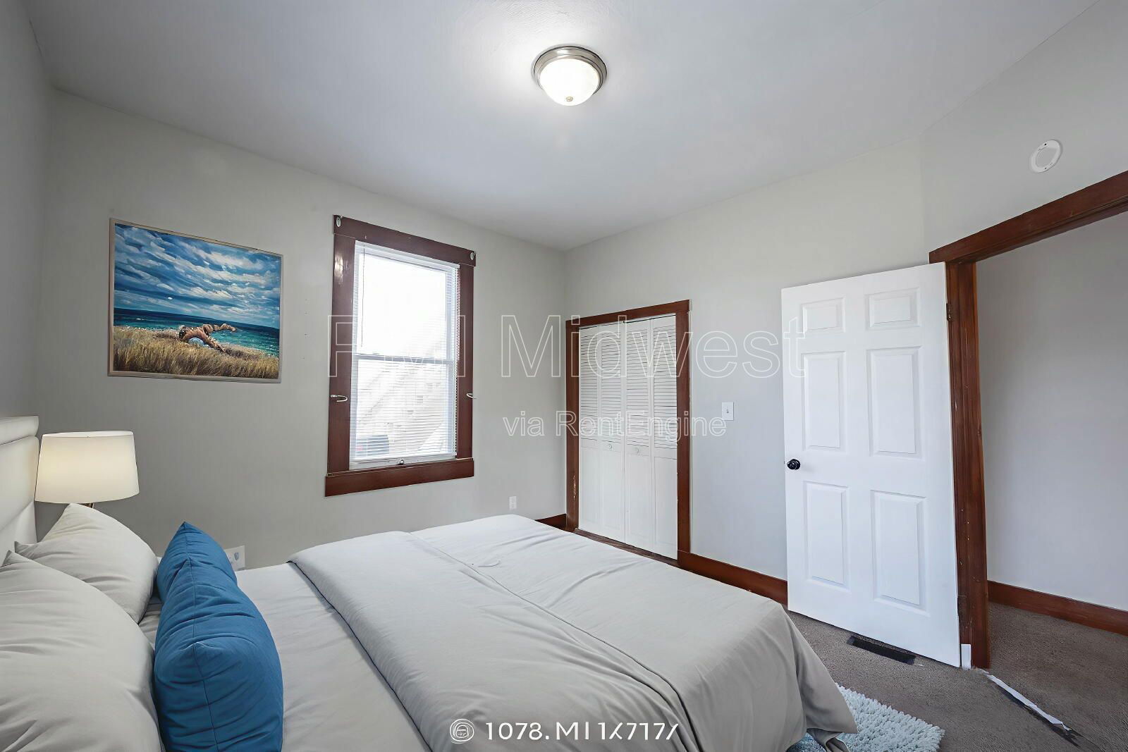 Building Photo - 411 S East St