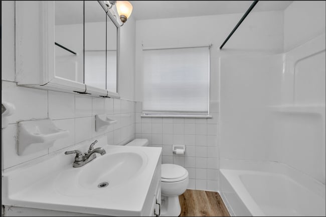 Building Photo - 1725 Mims St SW