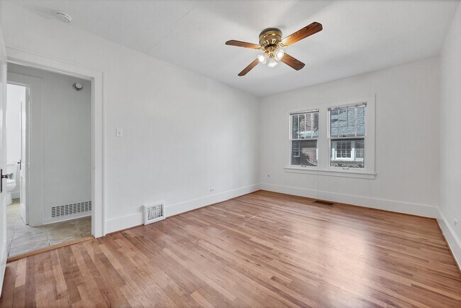 Building Photo - 1271 S Emerson St