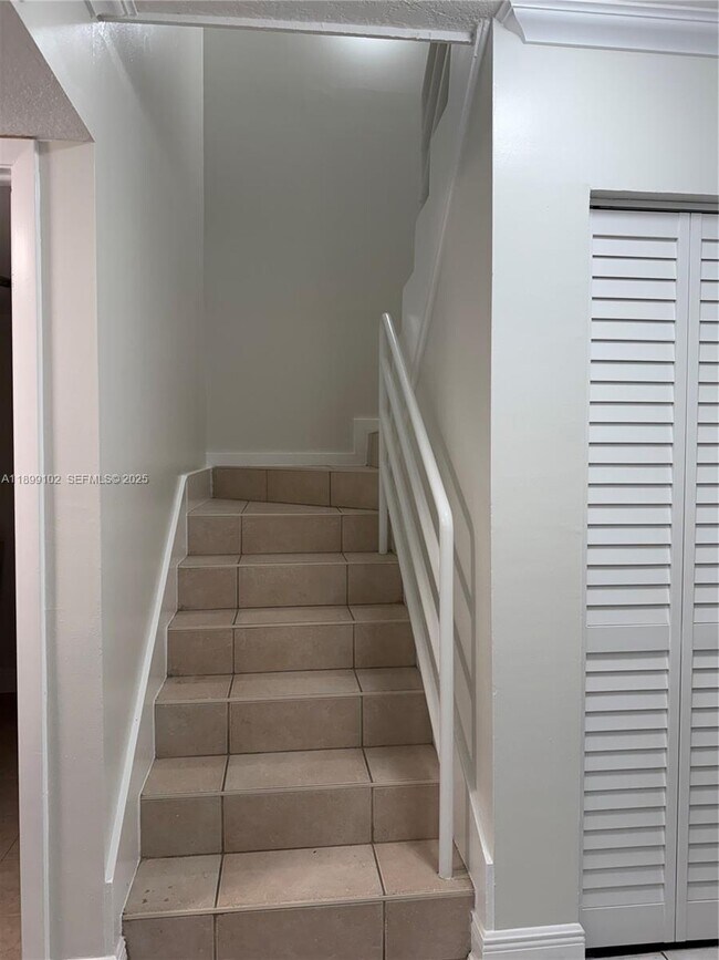 Building Photo - 14362 SW 96th Ln