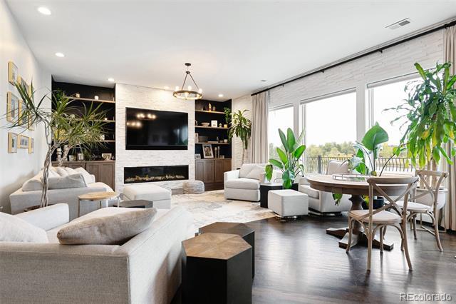 Building Photo - 3412 W 62nd Ave