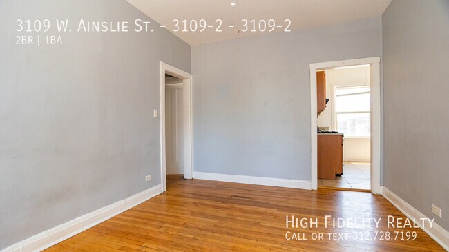 Building Photo - 3109 W Ainslie St