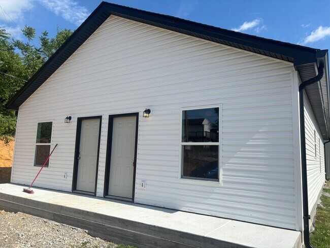 Building Photo - 111 2nd Ave E