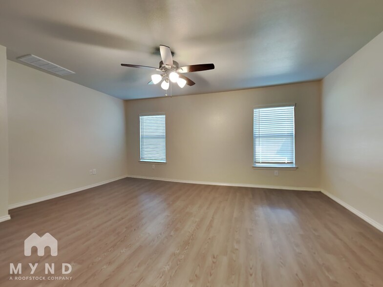 Building Photo - 21002 Twining Rose Ln