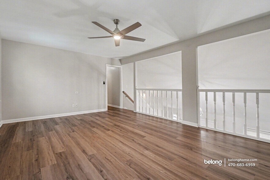 Building Photo - 1004 Natalie Ln SE