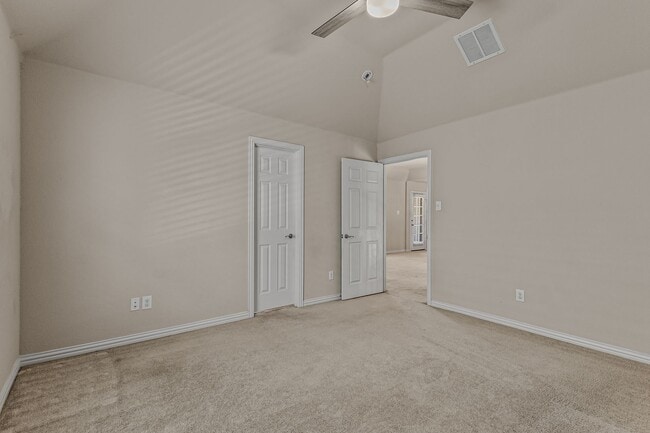 Building Photo - 14020 Sparrow Hill Dr