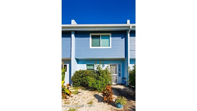 Building Photo - 205 6th Ave