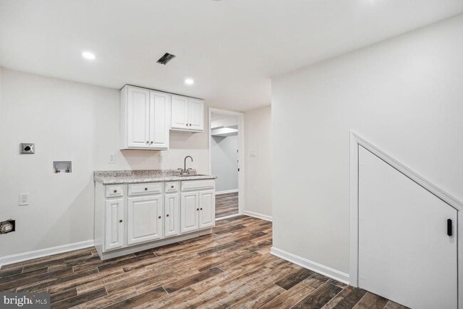Building Photo - 3826 Pickett Ct