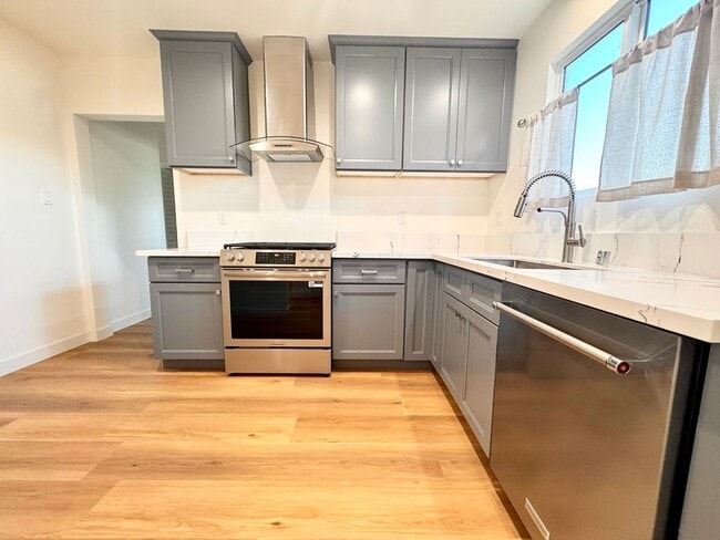 Building Photo - Beautifully Remodeled 3-Bedroom Home in Al...